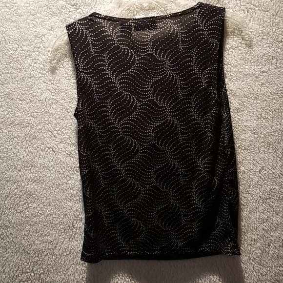 Sleeveless summer blouse - Picture 3 of 4